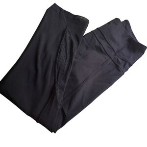 Lululemon Cropped Leggings Women's 4 Black Vented Leg Strip Back Zip Pocket